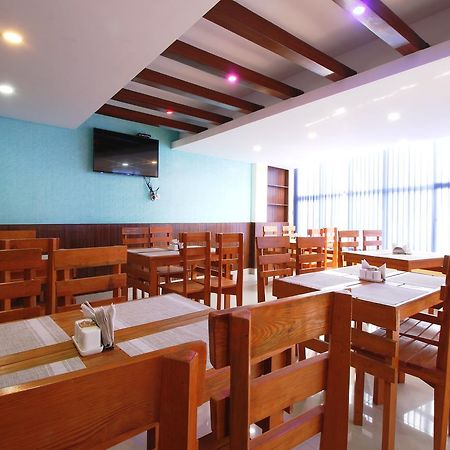Everest Holiday Inn Kathmandu Exterior foto
