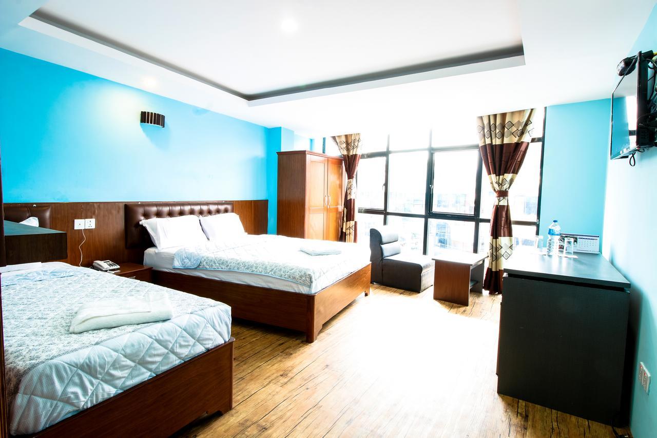 Everest Holiday Inn Kathmandu Exterior foto