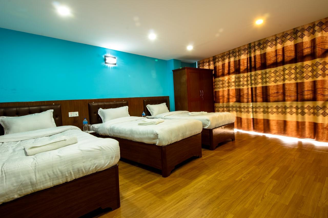 Everest Holiday Inn Kathmandu Exterior foto