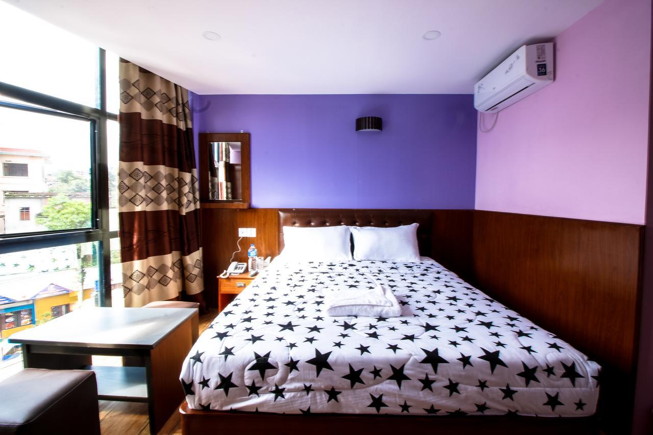 Everest Holiday Inn Kathmandu Exterior foto